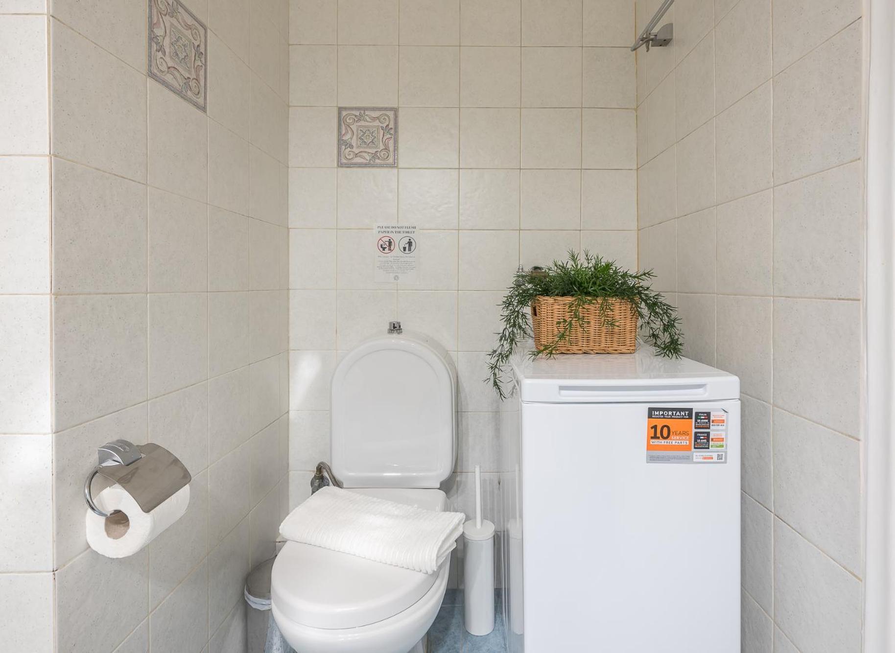 Spacious 2Bds Apt With Acropolis View In Center أثينا المظهر الخارجي الصورة